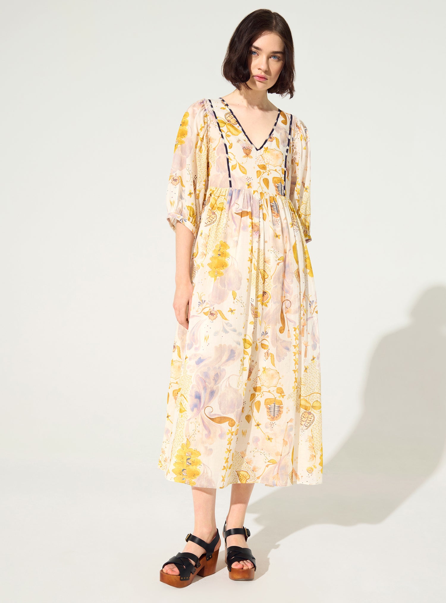 Loose-fitting printed dress in white cotton Cotlac Loose-fitting printed dress in white cotton Cotlac